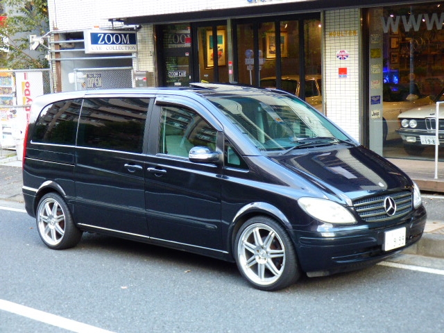 ベンツ W639 ビアノ3.2 アンビエンテ| ZOOM CAR COLLECTION